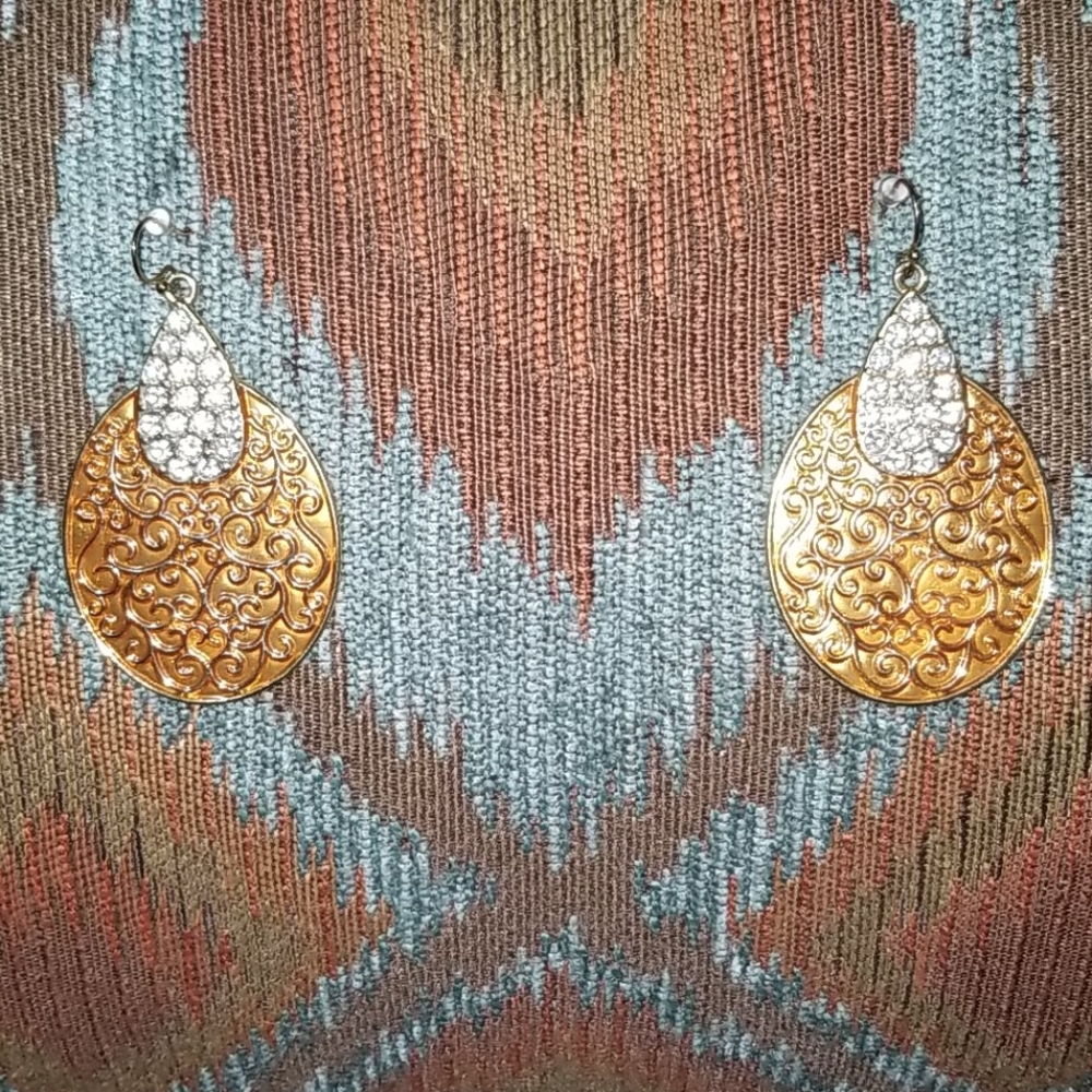 Rhinestone Gold Plated Tear Drop Wire Earrings